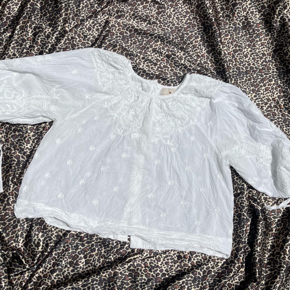 Hannah Artwear Cotton Floral Embroidered Top - Picture 5 of 15